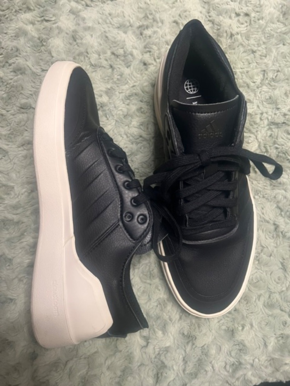 Adidas Court Revival